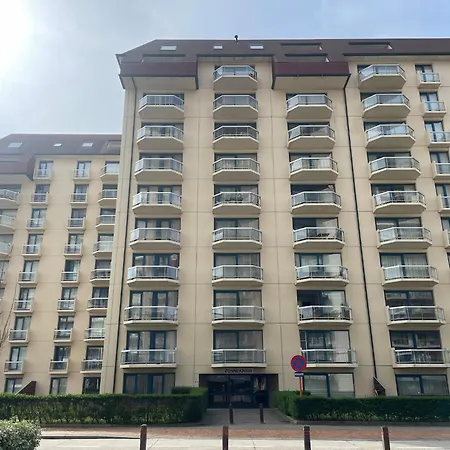 Apartment Solar Circuit 1001 With Large Roof Terrace