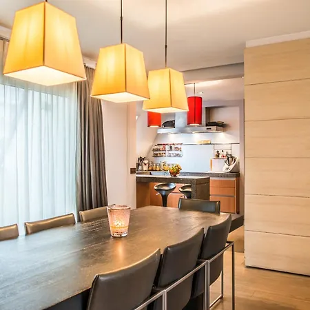 Solar Circuit 1001 With Large Roof Terrace Apartment